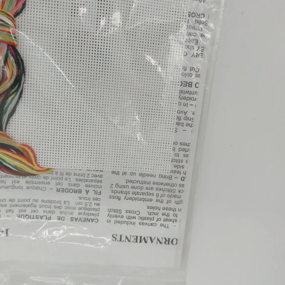 Design Works Cross Stitch Plastic Canvas 6 Ornament Kit Opened Package 14 Ct